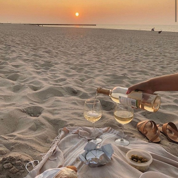 Meet your Posher, Ange - Picture 1 of 1